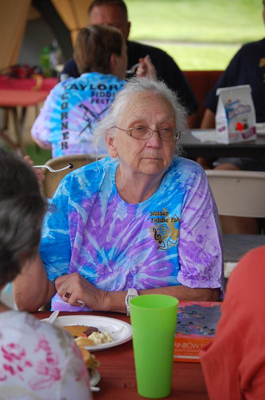 dsc_3282.jpg - The matriarch of Taylor's Corner